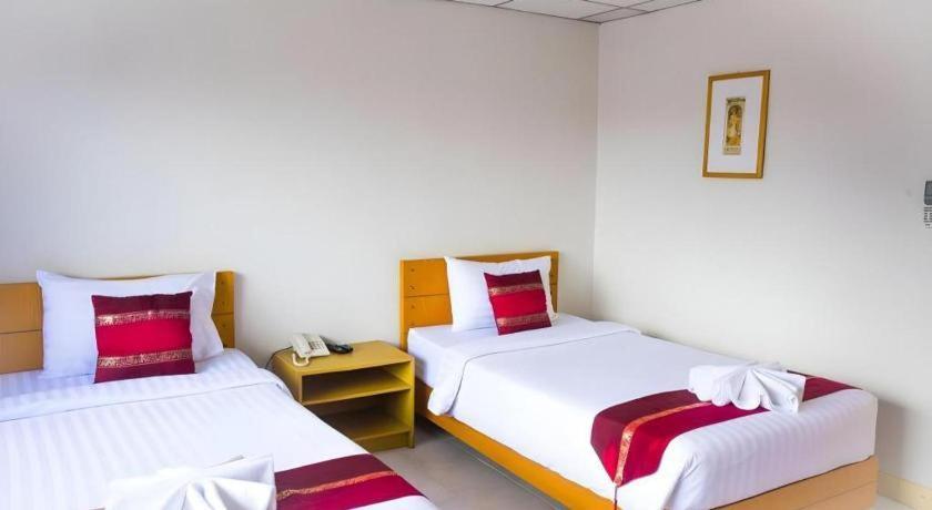Central Place Hotel Rayong Buitenkant foto