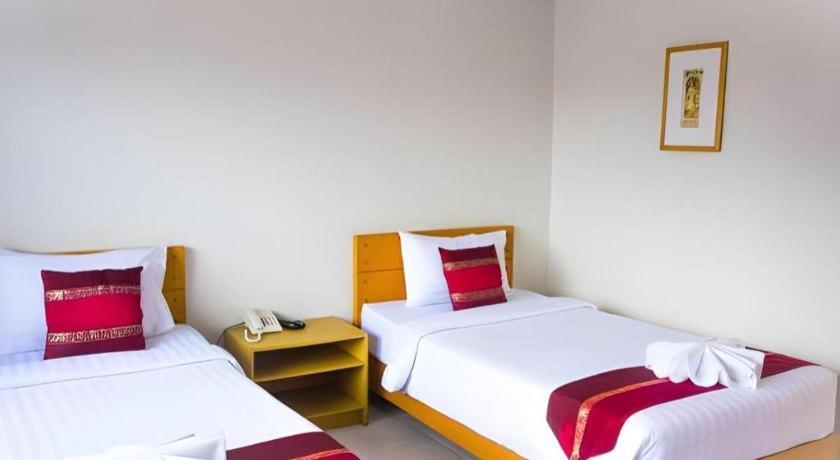 Central Place Hotel Rayong Buitenkant foto