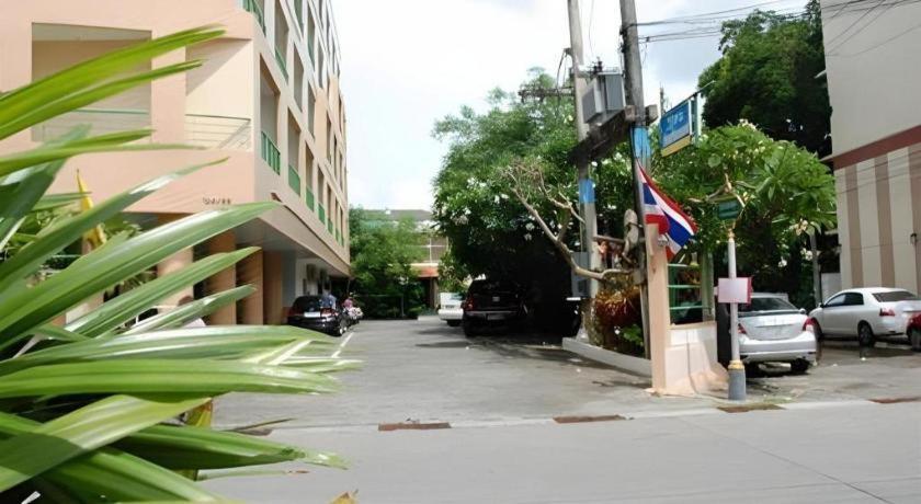 Central Place Hotel Rayong Buitenkant foto