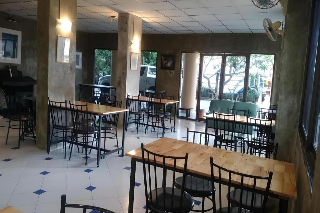 Central Place Hotel Rayong Buitenkant foto
